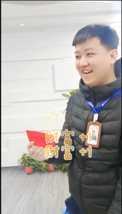號(hào)外！號(hào)外！本周出現(xiàn)百元大獎(jiǎng)！越努力越幸運(yùn)！